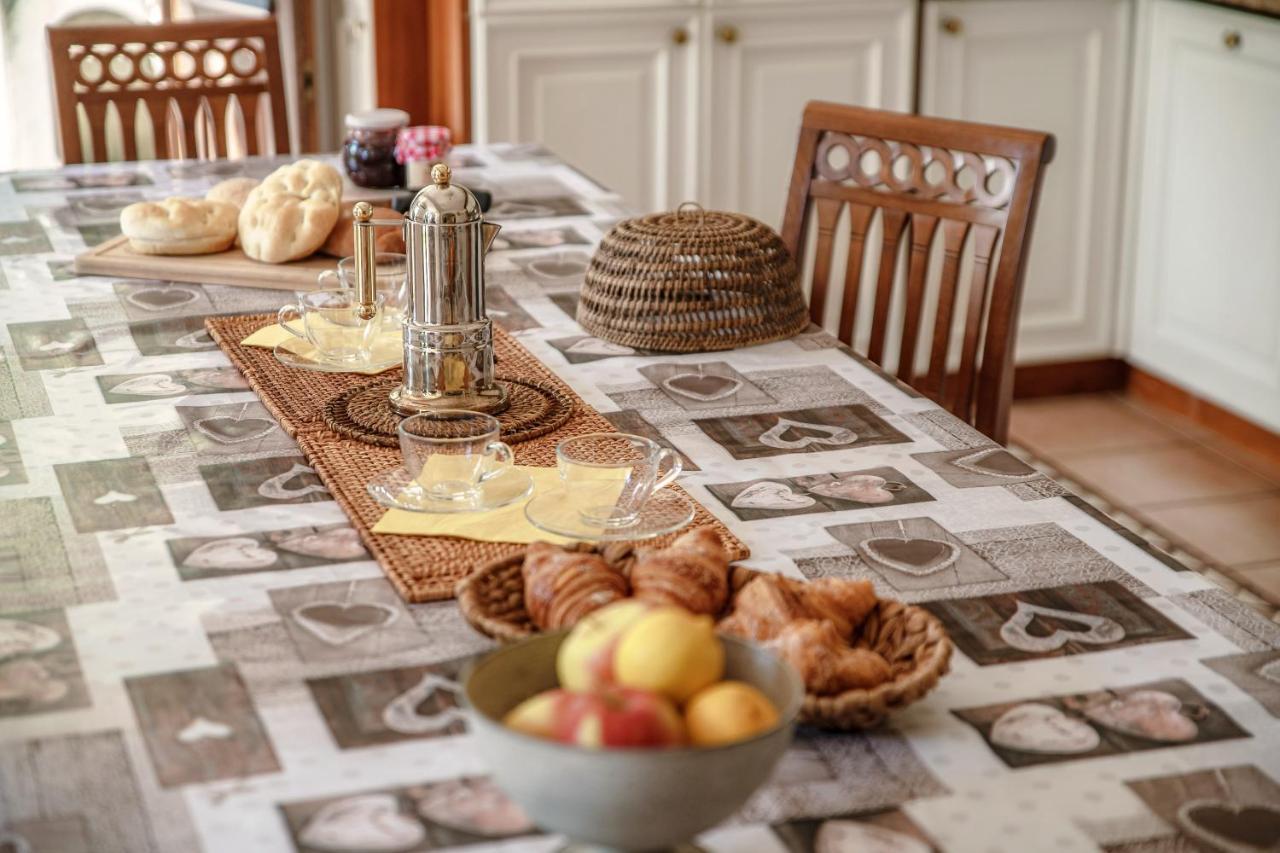 Charming & Luxury Villa Como Lake Exteriör bild