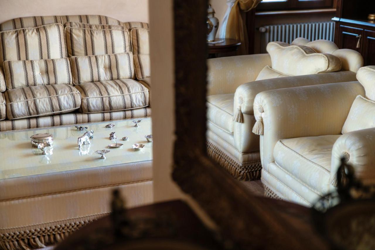 Charming & Luxury Villa Como Lake Exteriör bild